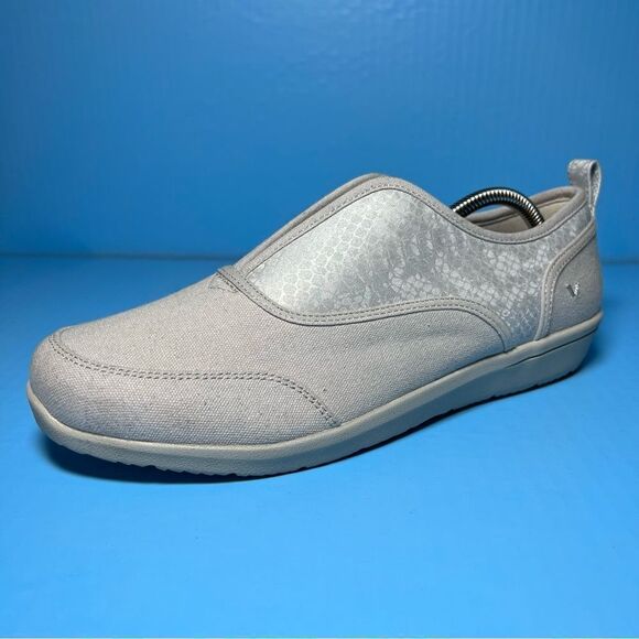 Vionic Womens Denver Silver Grey Slip On Shoes 10 - Picture 1 of 9